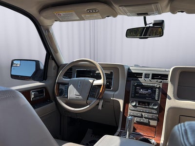 2014 Lincoln Navigator Base