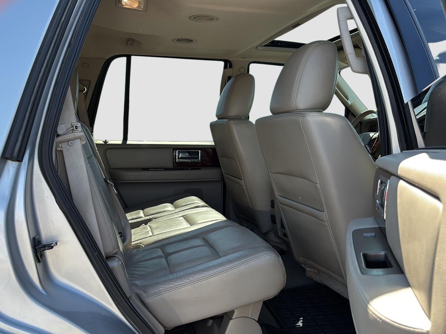 2014 Lincoln Navigator Base