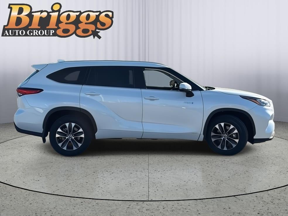 2020 Toyota Highlander Hybrid XLE