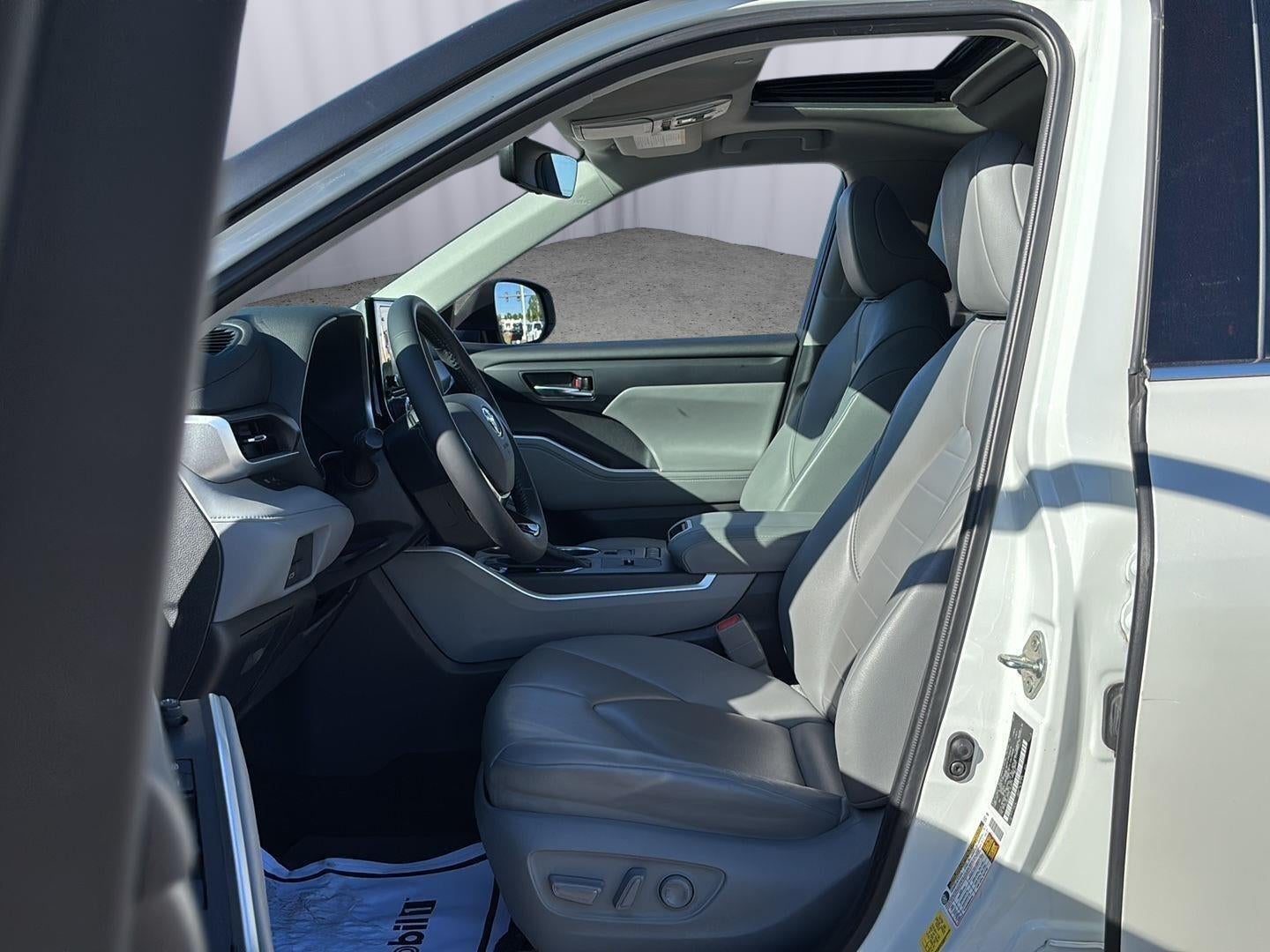 2020 Toyota Highlander Hybrid XLE