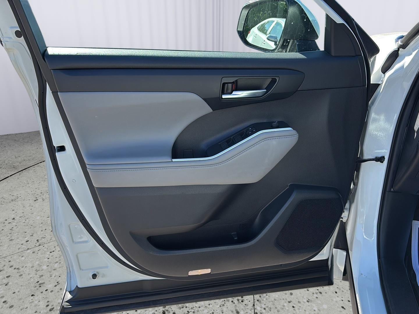 2020 Toyota Highlander Hybrid XLE