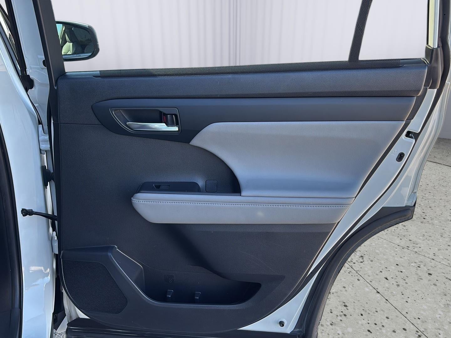 2020 Toyota Highlander Hybrid XLE
