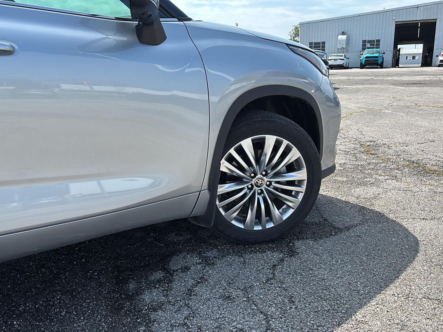 2024 Toyota Highlander Platinum