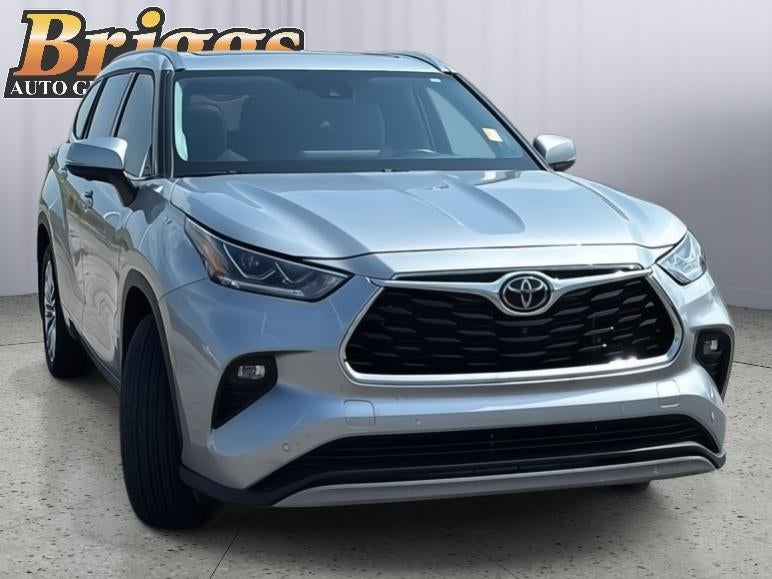 2024 Toyota Highlander Platinum