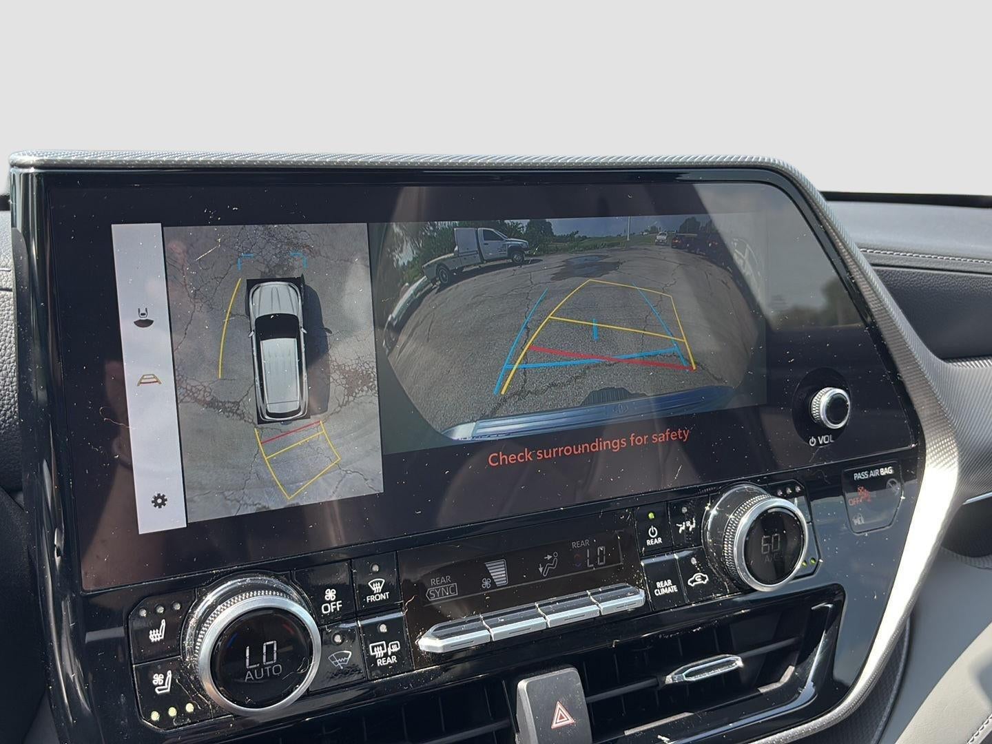 2024 Toyota Highlander Platinum