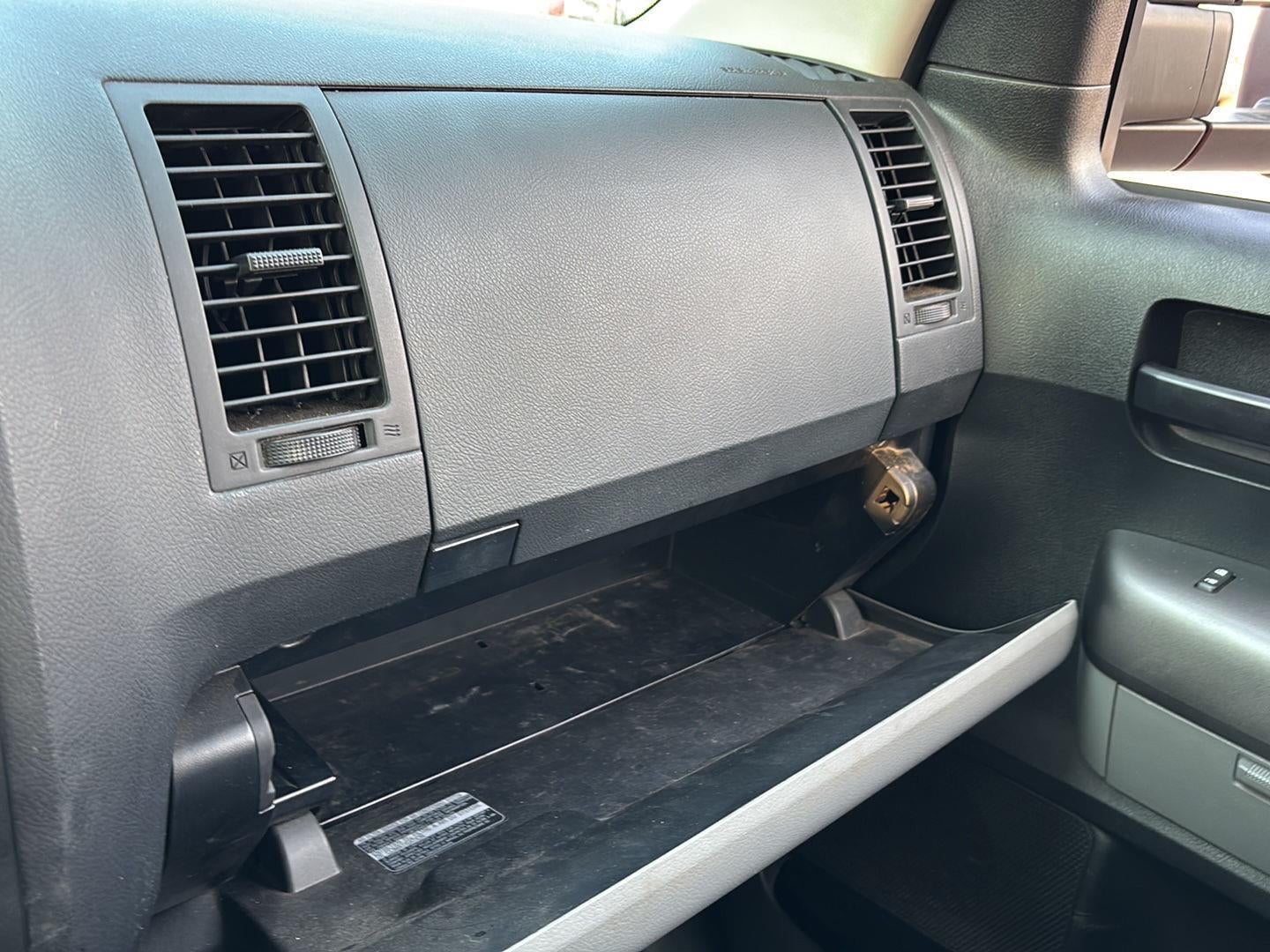 2011 Toyota Tundra Truck GRADE