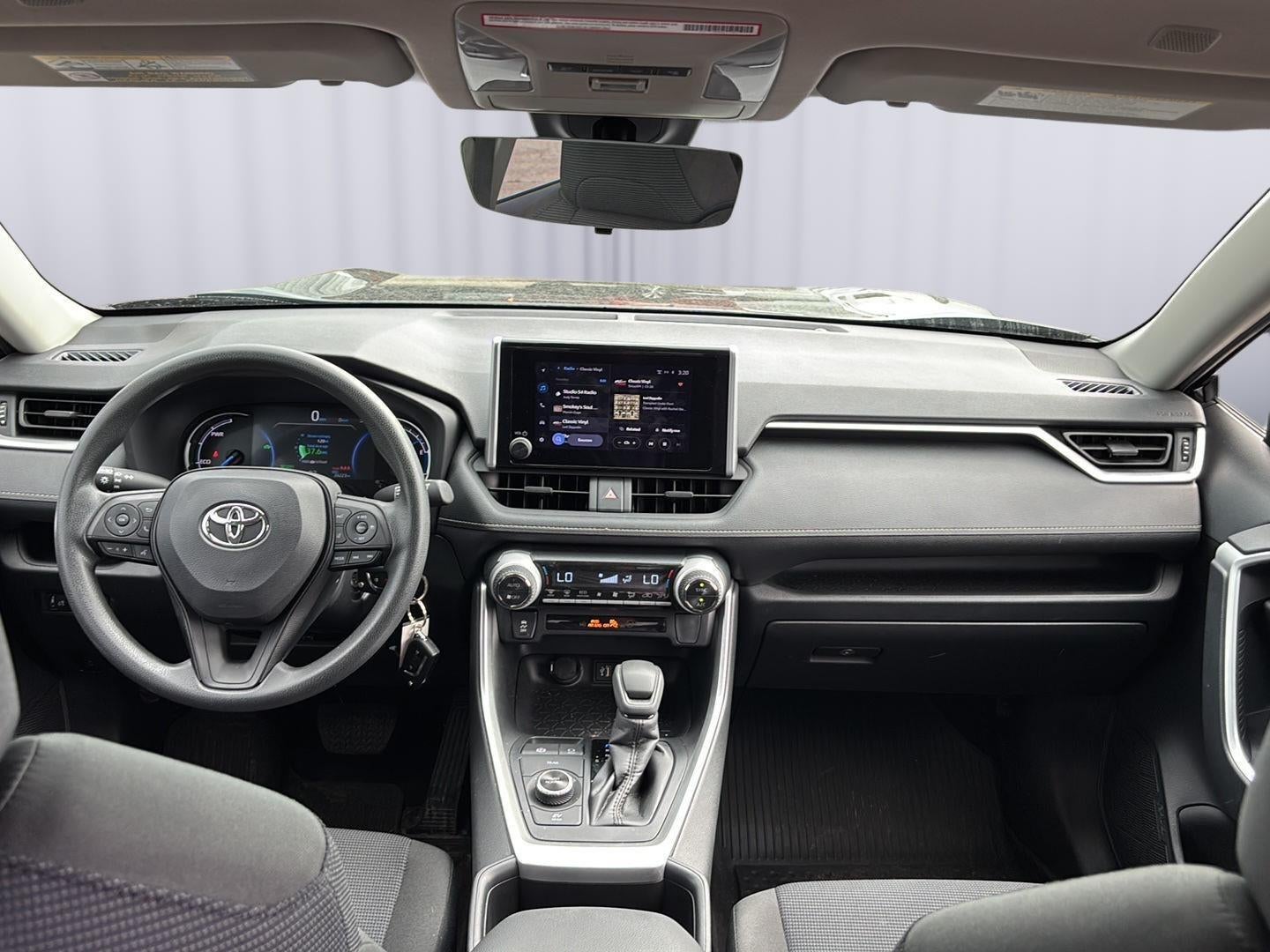 2023 Toyota RAV4 Hybrid LE