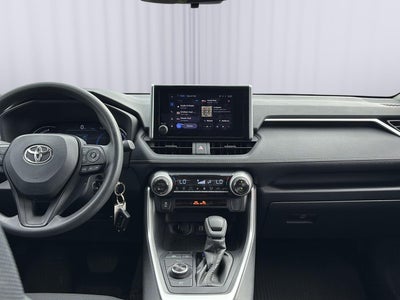 2023 Toyota RAV4 Hybrid LE