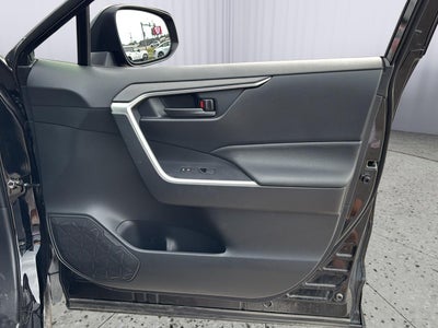 2023 Toyota RAV4 Hybrid LE
