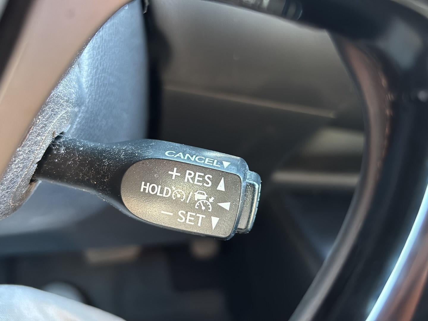 2018 Toyota C-HR XLE Premium