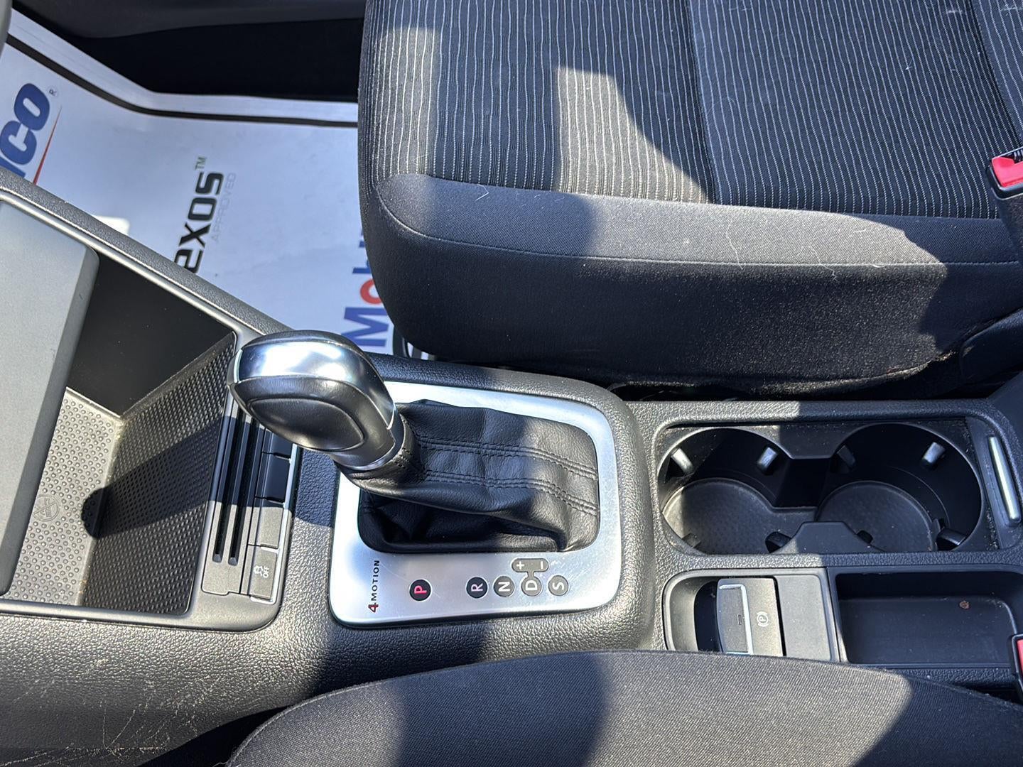 2013 Volkswagen Tiguan S w/Sunroof